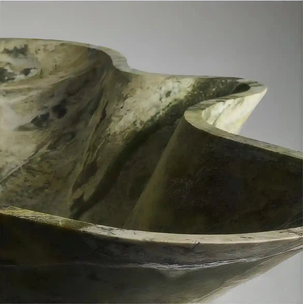 Elegant Green Marble Wash Basin with Leaf-Shaped Desig