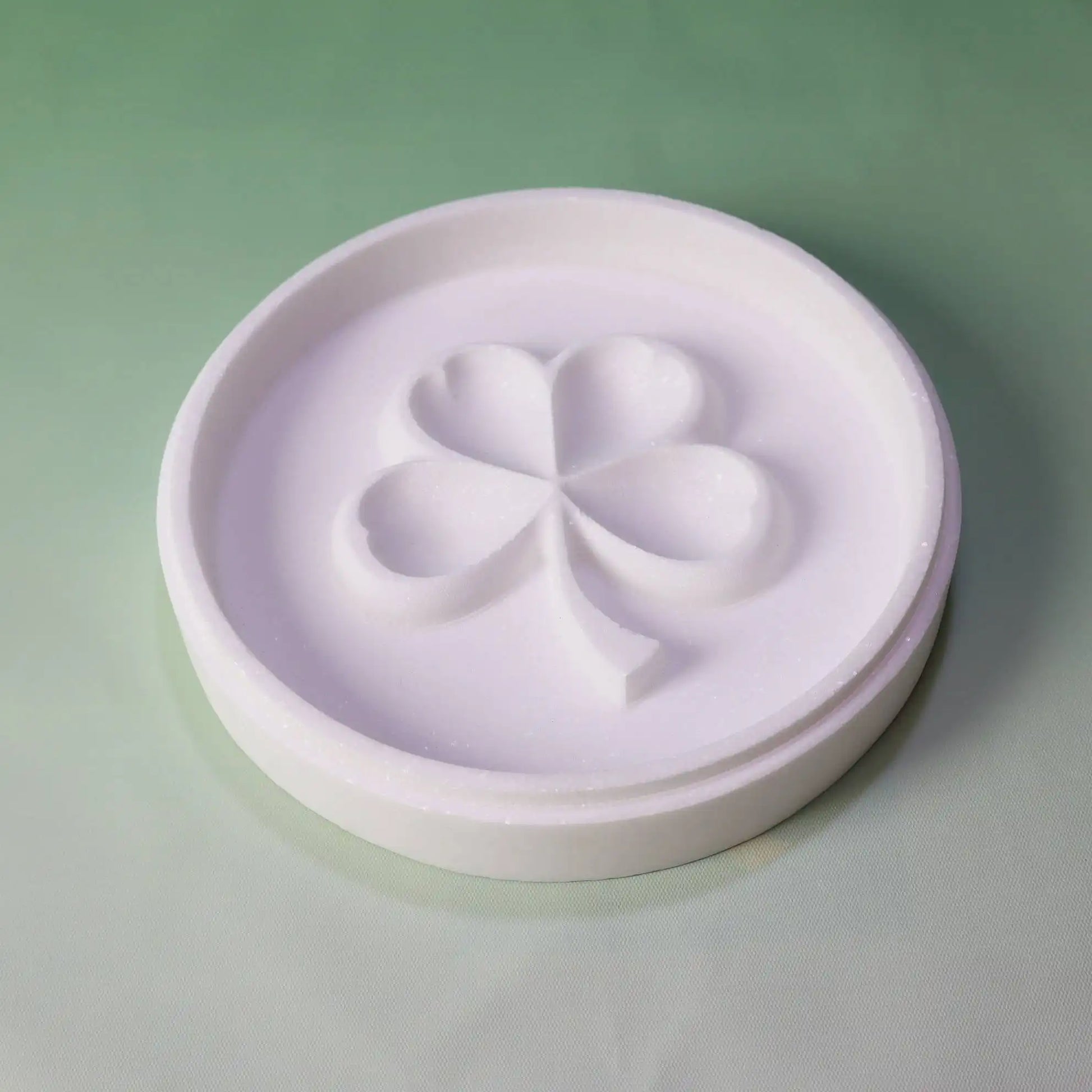 Lucky clover marble tray with intricate four-leaf clover design